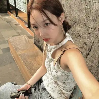卢浅伽
